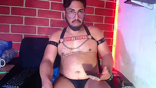 Snapshot of the_master_foal_ chatting on 01-25-25, 11:55 the master foal online show from 01-25-25, 11:55