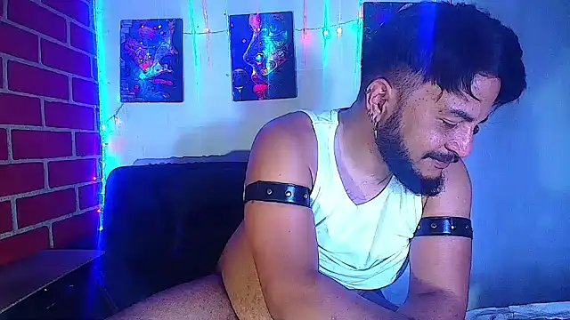 Snapshot of the_master_foal_ chatting on 03-02-25, 01:15 the master foal online show from 03-02-25, 01:15