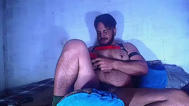 Snapshot of the_master_foal_ chatting on 03-12-25, 10:48 the master foal online show from 03-12-25, 10:48