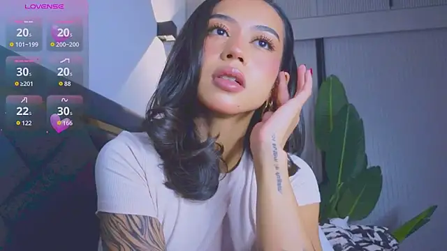 Mia Tin online show from 11-07-25, 05:35