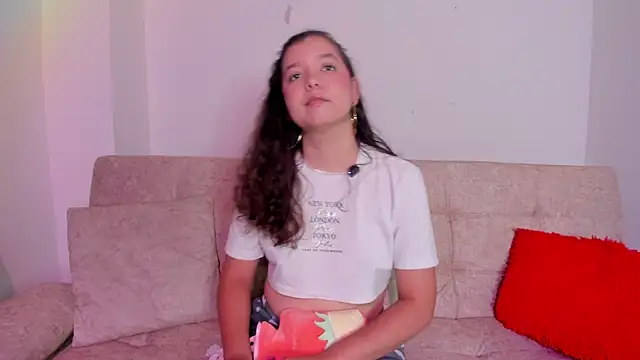 BUUNNY BELLA online show from 04-26-26, 07:11