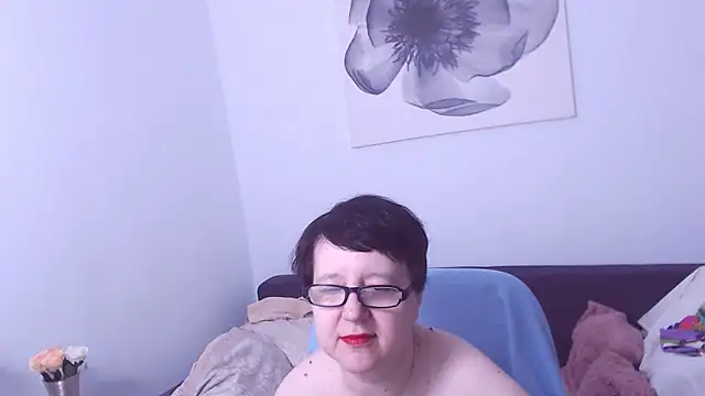 ChristaRose online show from 10-12-25, 01:21