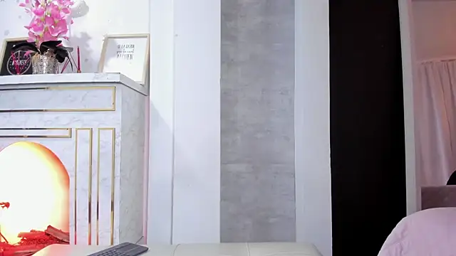  liathompsom09 online show from 03-04-25, 04:52