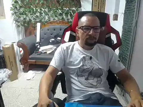 Snapshot of alexam_gal@xh chatting on 12-31-24, 08:34 alexam galxh online show from 12-31-24, 08:34