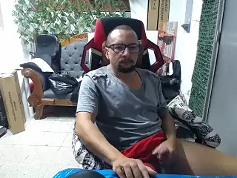 Snapshot of alexam_gal@xh chatting on 01-03-25, 09:47 alexam galxh online show from 01-03-25, 09:47