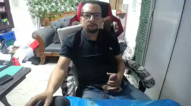 Snapshot of alexam_gal@xh chatting on 02-07-25, 01:53 alexam galxh online show from 02-07-25, 01:53