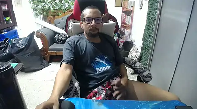 Snapshot of alexam_gal@xh chatting on 02-17-25, 09:41 alexam galxh online show from 02-17-25, 09:41