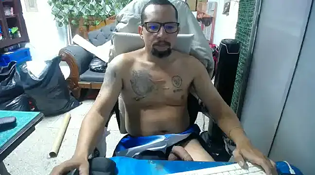 Snapshot of alexam_gal@xh chatting on 02-20-25, 09:20 alexam galxh online show from 02-20-25, 09:20