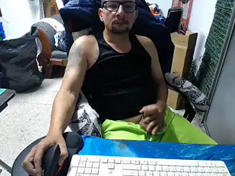 Snapshot of alexam_gal@xh chatting on 03-08-25, 09:51 alexam galxh online show from 03-08-25, 09:51