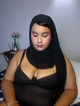 Maryam yamal online show from 04-21-26, 11:07