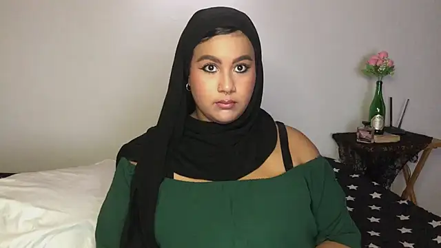 Maryam yamal online show from 04-23-26, 10:45