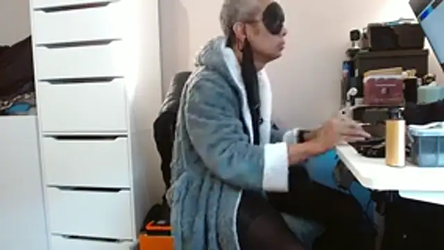 AmateurGuy23 online show from 12-02-25, 04:40