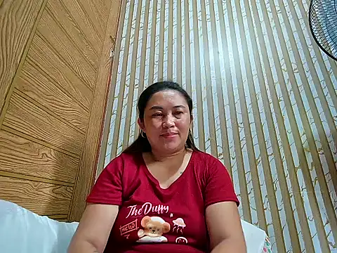 LalaiAsian online show from 12-22-25, 01:35