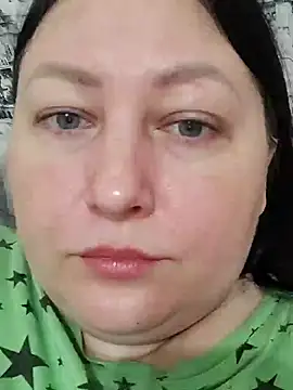 Rini333 online show from 10-27-25, 06:17