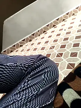 Snapshot of deshimund chatting on 11-03-25, 04:14 deshimund online show from 11-03-25, 04:14