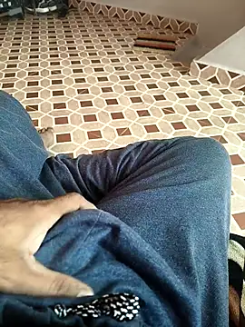 Snapshot of deshimund chatting on 11-29-25, 03:31 deshimund online show from 11-29-25, 03:31