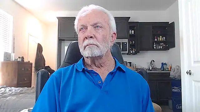 Snapshot of rockpoint69 chatting on 03-14-26, 11:10 rockpoint69 online show from 03-14-26, 11:10