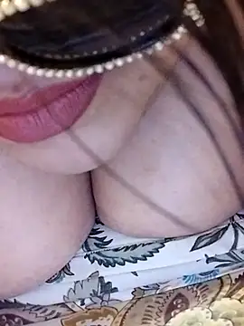 Snapshot of Srishtijain51 chatting on 07-06-26, 12:46 Srishtijain51 online show from 07-06-26, 12:46
