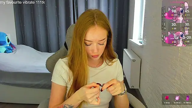 Hot Mia  online show from 06-03-26, 09:56