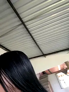 Snapshot of _dinna chatting on 11-23-25, 04:40 dinna online show from 11-23-25, 04:40