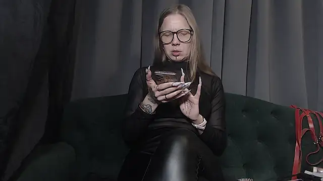 alexandra zaryanova online show from 04-25-26, 09:45