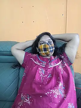 Snapshot of lovely-latha chatting on 06-12-26, 01:48 lovely-latha online show from 06-12-26, 01:48