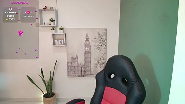 bella 99  online show from 12-17-25, 12:00