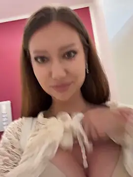 goodforKarina online show from 06-19-26, 10:08