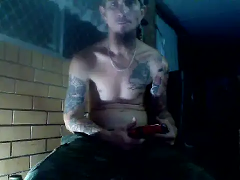 Snapshot of robvegas274 chatting on 01-21-25, 05:20 robvegas274 online show from 01-21-25, 05:20