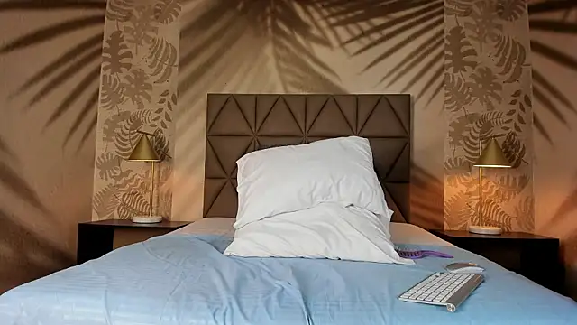 Scarleett 22 online show from 04-16-26, 07:58