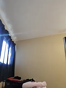 Snapshot of AmethystFoxx chatting on 02-20-25, 09:20 AmethystFoxx online show from 02-20-25, 09:20