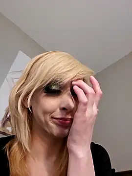 Snapshot of AmethystFoxx chatting on 03-14-25, 03:25 AmethystFoxx online show from 03-14-25, 03:25