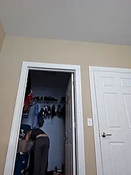 Snapshot of AmethystFoxx chatting on 09-29-25, 07:51 AmethystFoxx online show from 09-29-25, 07:51