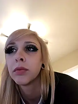 Snapshot of AmethystFoxx chatting on 11-29-25, 09:40 AmethystFoxx online show from 11-29-25, 09:40