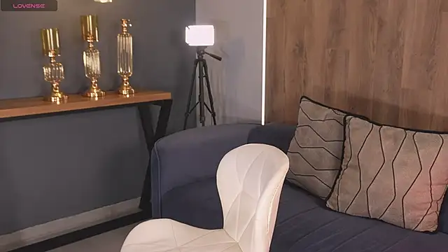 Snapshot of NaomiSainz chatting on 11-15-25, 11:29 NaomiSainz online show from 11-15-25, 11:29