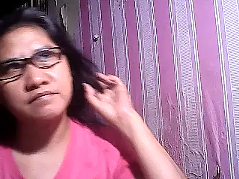 Snapshot of sweetsosie18 chatting on 03-09-25, 11:03 sweetsosie18 online show from 03-09-25, 11:03