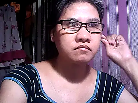 Snapshot of sweetsosie18 chatting on 03-11-25, 02:07 sweetsosie18 online show from 03-11-25, 02:07