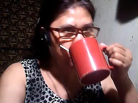 sweetsosie18 online show from 02-04-26, 08:03