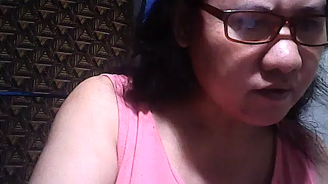 sweetsosie18 online show from 04-13-26, 11:59