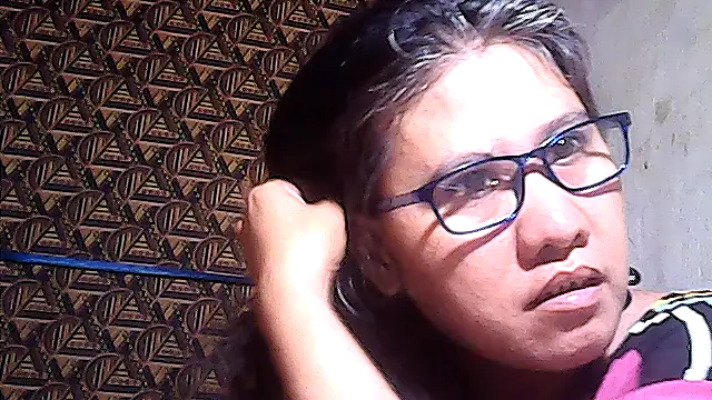 Snapshot of sweetsosie18 chatting on 06-29-26, 10:15 sweetsosie18 online show from 06-29-26, 10:15