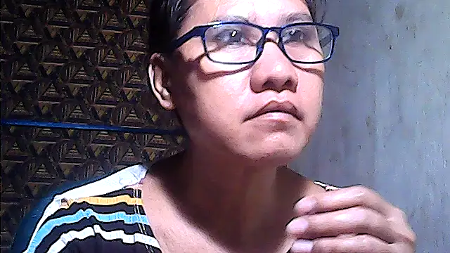 Snapshot of sweetsosie18 chatting on 07-23-26, 03:04 sweetsosie18 online show from 07-23-26, 03:04