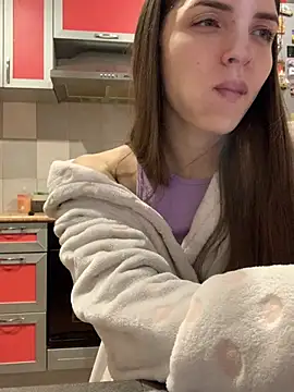 Snapshot of SeducingYoghourt chatting on 02-08-26, 04:10 SeducingYoghourt online show from 02-08-26, 04:10