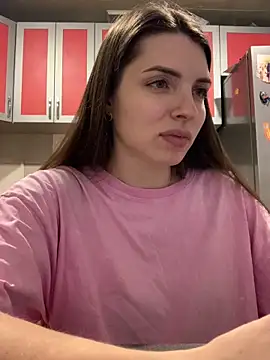 Snapshot of SeducingYoghourt chatting on 02-15-26, 04:14 SeducingYoghourt online show from 02-15-26, 04:14