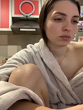 Snapshot of SeducingYoghourt chatting on 02-26-26, 05:01 SeducingYoghourt online show from 02-26-26, 05:01