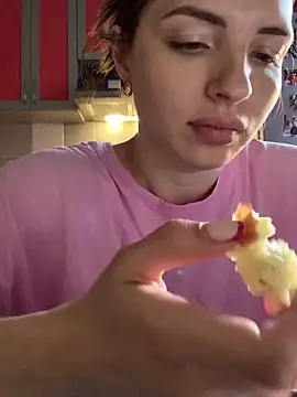 Snapshot of SeducingYoghourt chatting on 03-14-26, 03:06 SeducingYoghourt online show from 03-14-26, 03:06