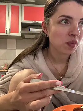 SeducingYoghourt online show from 03-24-26, 11:48