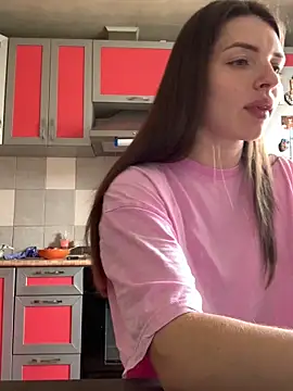 SeducingYoghourt online show from 04-20-26, 11:13