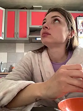 SeducingYoghourt online show from 04-24-26, 11:56