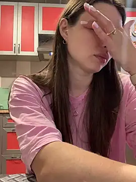 SeducingYoghourt online show from 04-27-26, 04:05