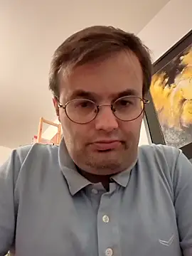 Snapshot of makau1 chatting on 09-26-25, 09:30 makau1 online show from 09-26-25, 09:30